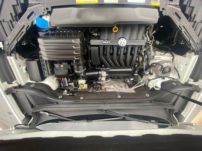 2023 Volkswagen Atlas Cross Sport 3.6L V6 SEL R-Line