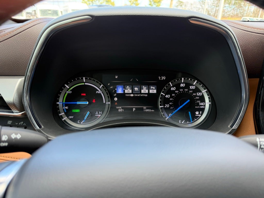 2021 Toyota Highlander Hybrid Platinum
