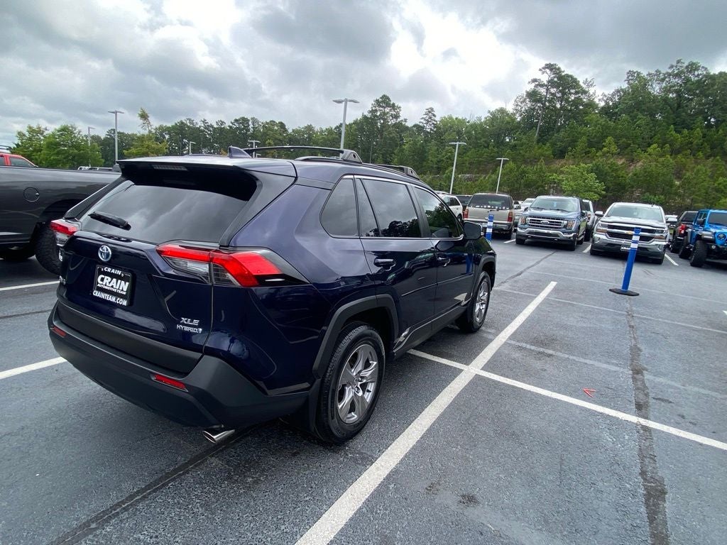 2022 Toyota RAV4 Hybrid XLE