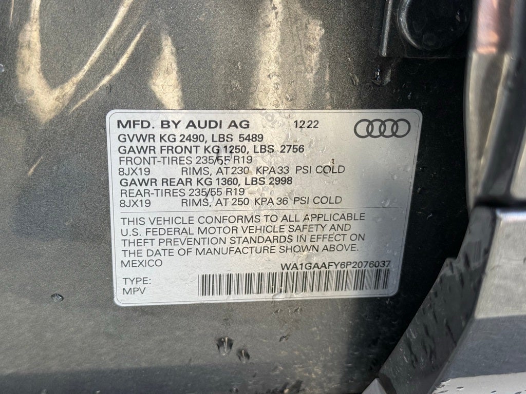 2023 Audi Q5 45 S line Premium quattro