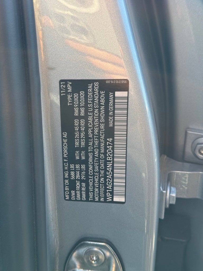 2022 Porsche Macan S