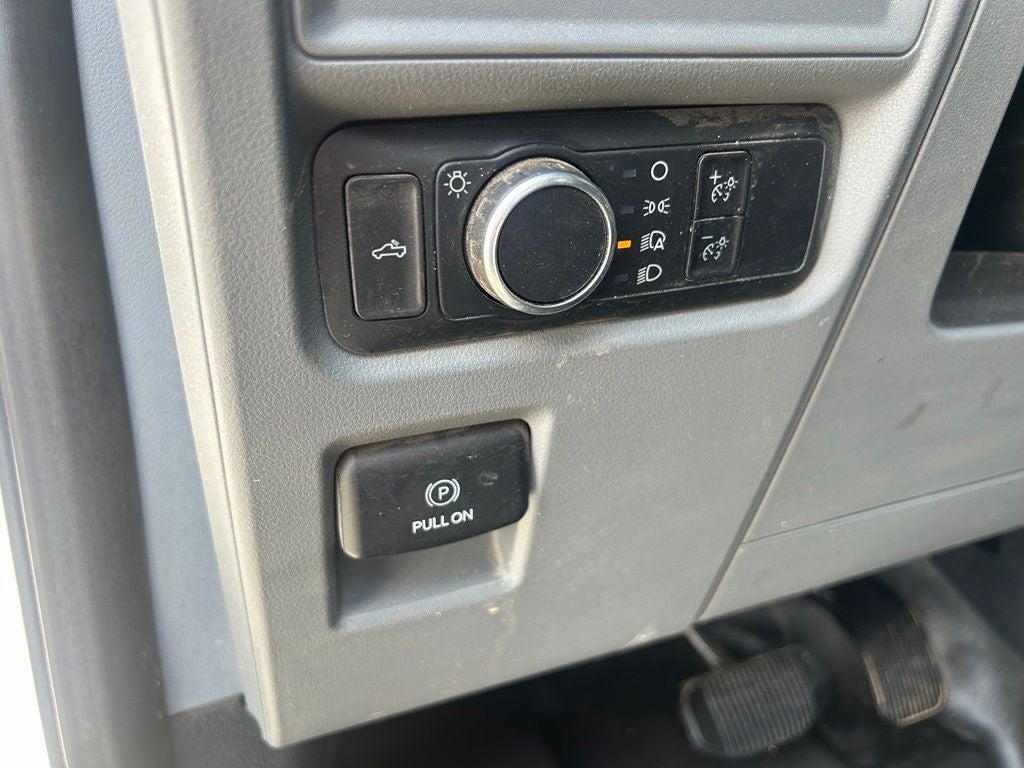 2022 Ford F-150 XL - 4WD - SUPERCREW