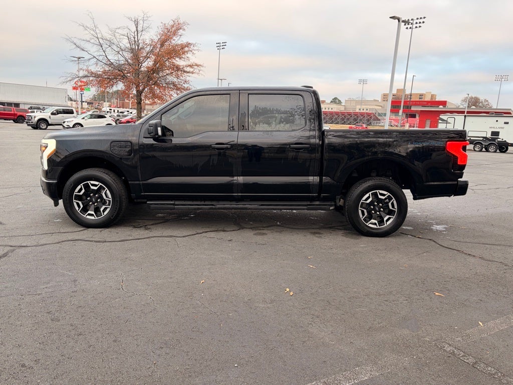2023 Ford F-150 Lightning XLT