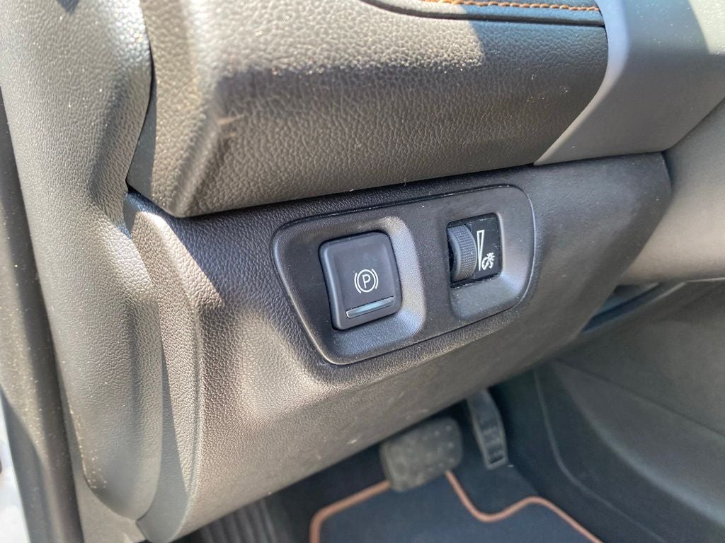 2021 GMC Acadia AT4