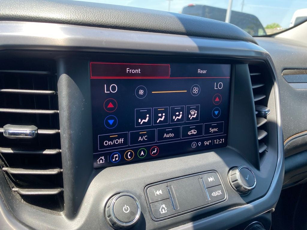 2021 GMC Acadia AT4