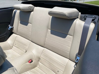 2012 Ford Mustang V6 Premium