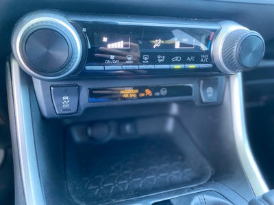 2022 Toyota RAV4 LE - AWD - FORD BLUE CERTIFED