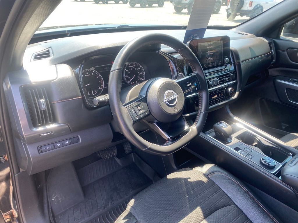 2025 Nissan Pathfinder Rock Creek - CLEAN CARFAX - ONE OWNER