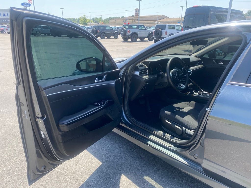 2022 Kia K5 LXS
