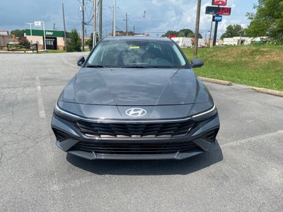 2025 Hyundai ELANTRA SEL Convenience
