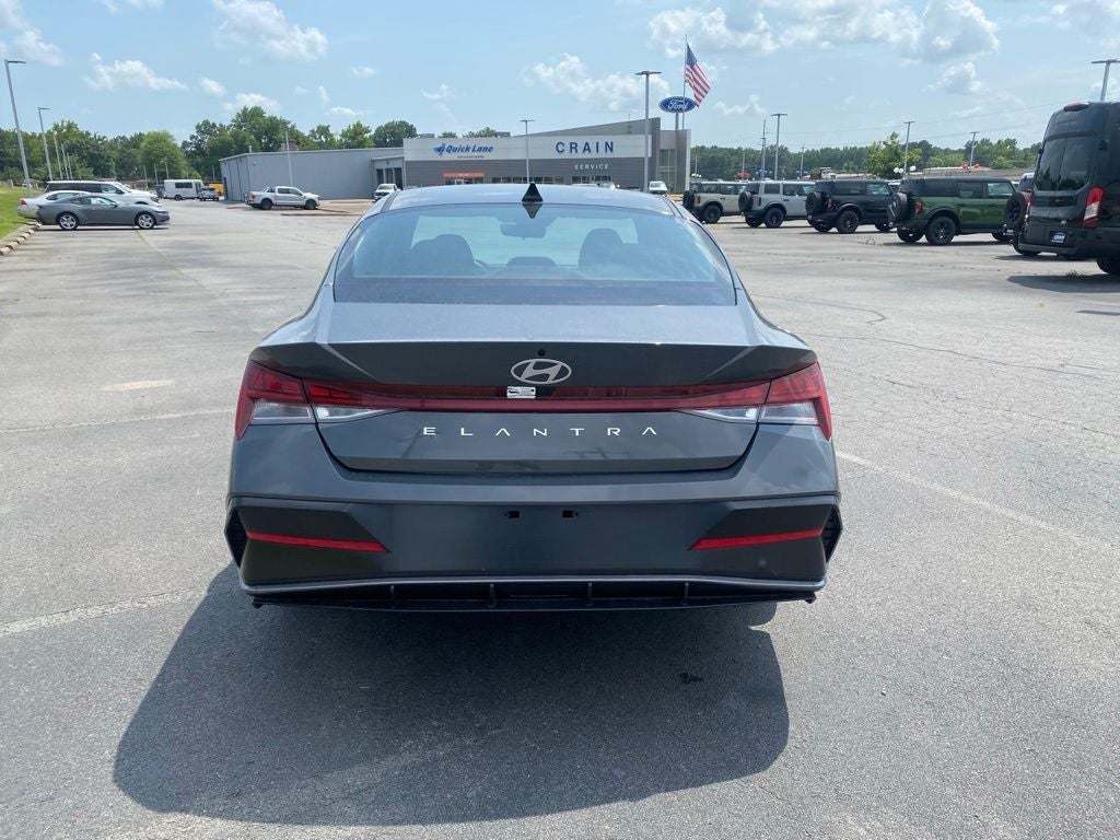 2025 Hyundai ELANTRA SEL Convenience