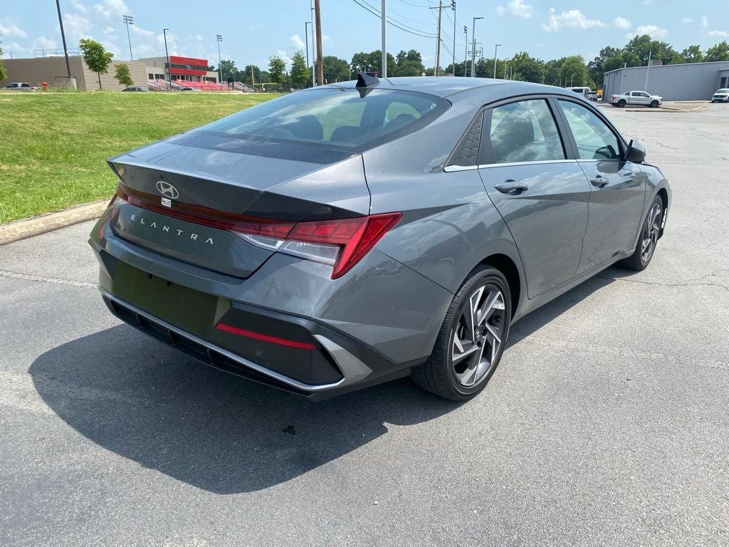 2025 Hyundai ELANTRA SEL Convenience