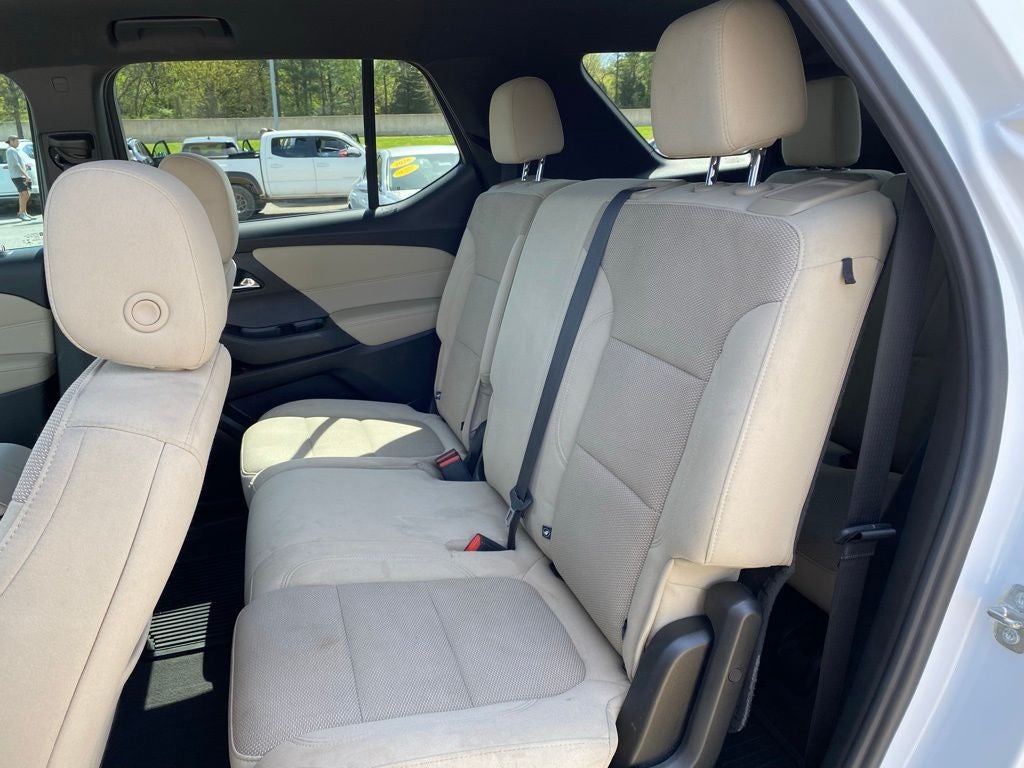 2023 Chevrolet Traverse LS