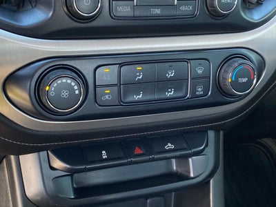 2016 GMC Canyon SLE1