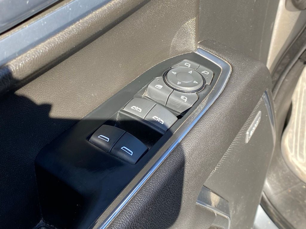 2023 GMC Sierra 1500 SLT BRAND NEW TIRES, LEVELED