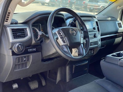 2018 Nissan Titan SV