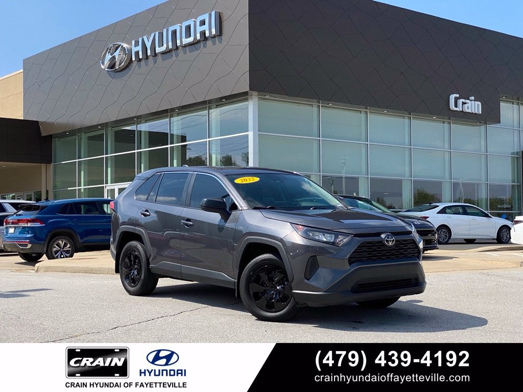 2022 Toyota RAV4 LE