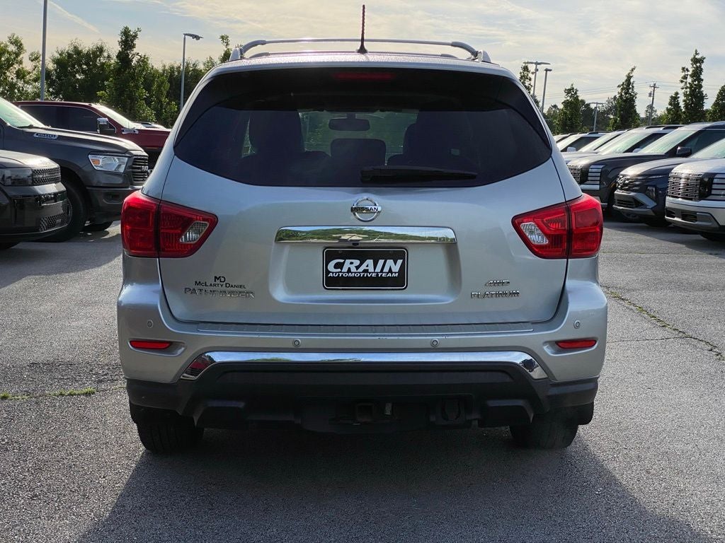 2017 Nissan Pathfinder Platinum