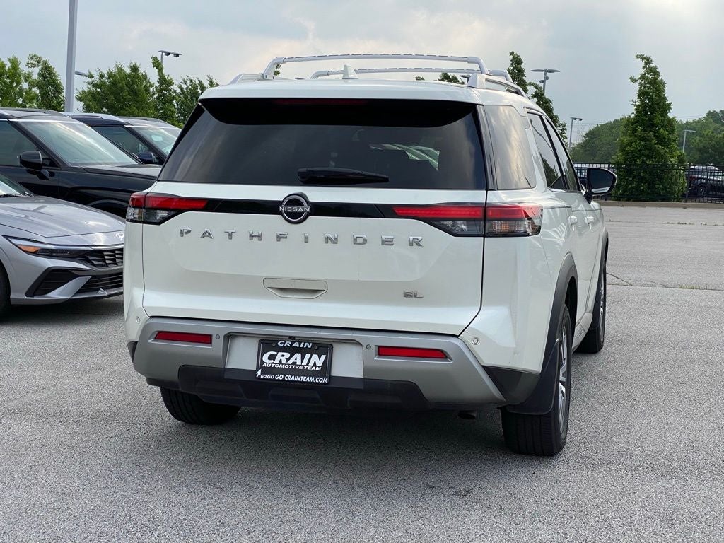 2022 Nissan Pathfinder SL