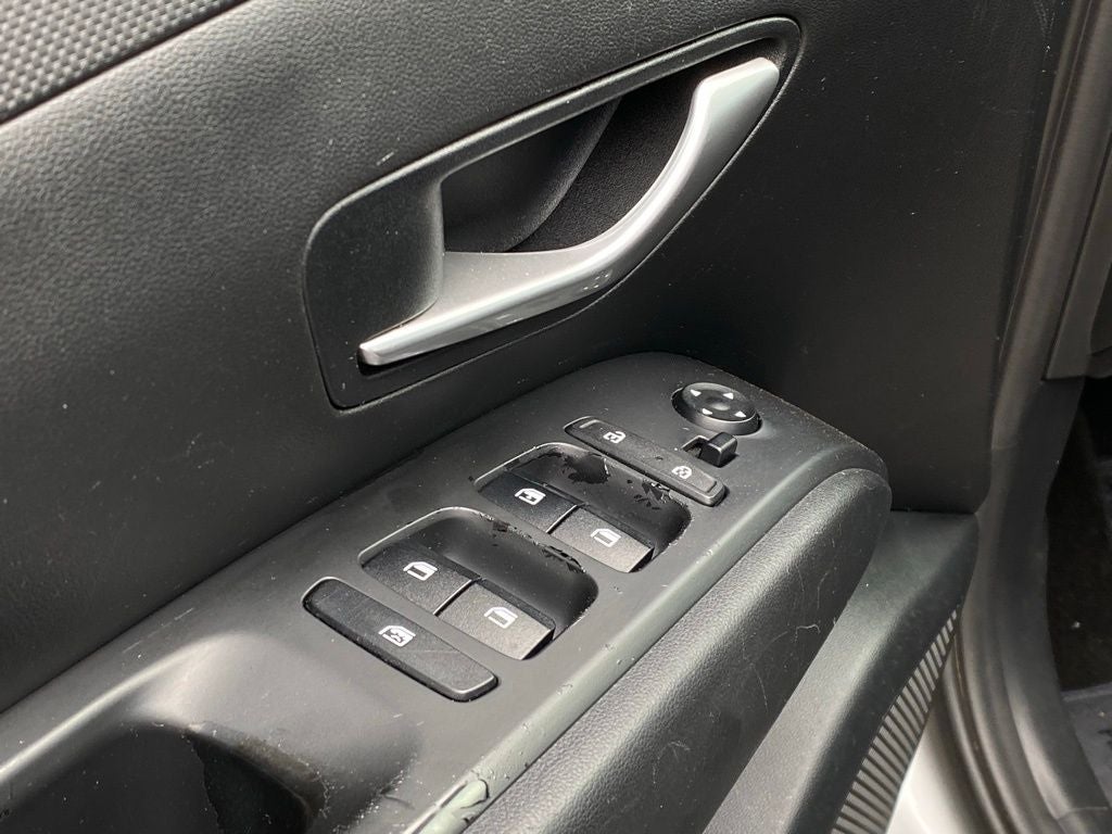 2022 Hyundai TUCSON SE