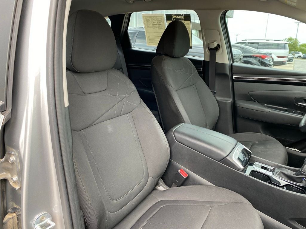 2022 Hyundai TUCSON SE