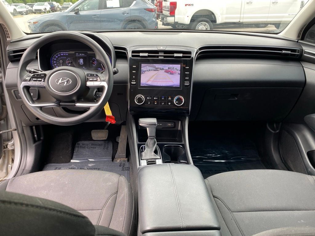 2022 Hyundai TUCSON SE
