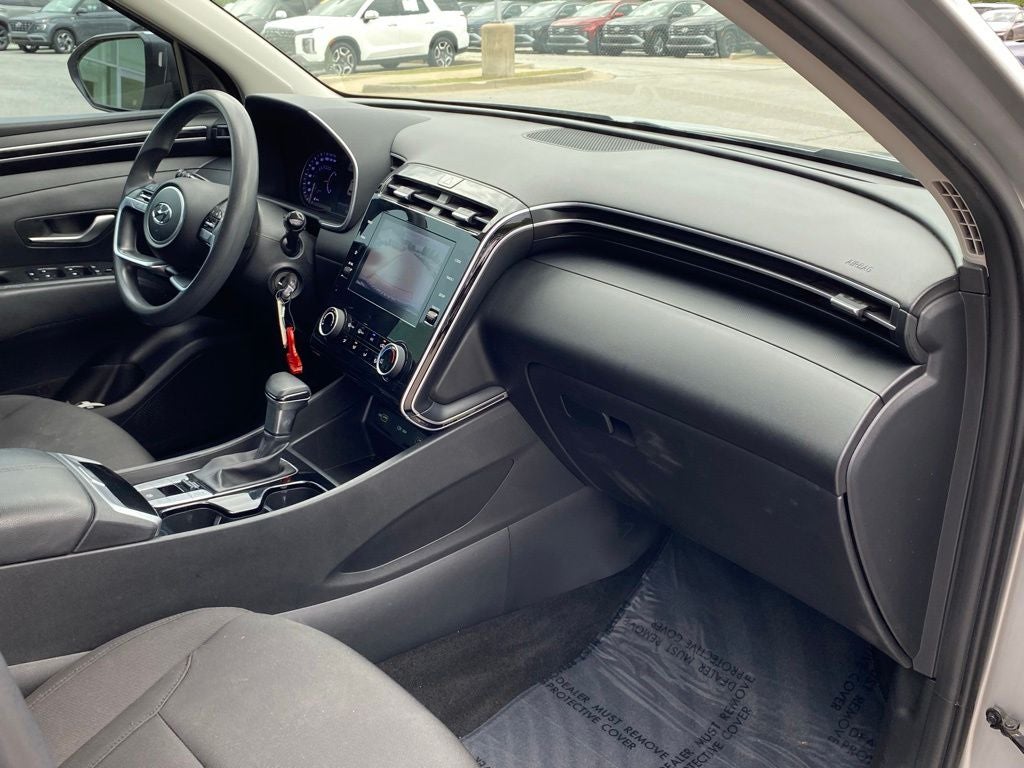 2022 Hyundai TUCSON SE