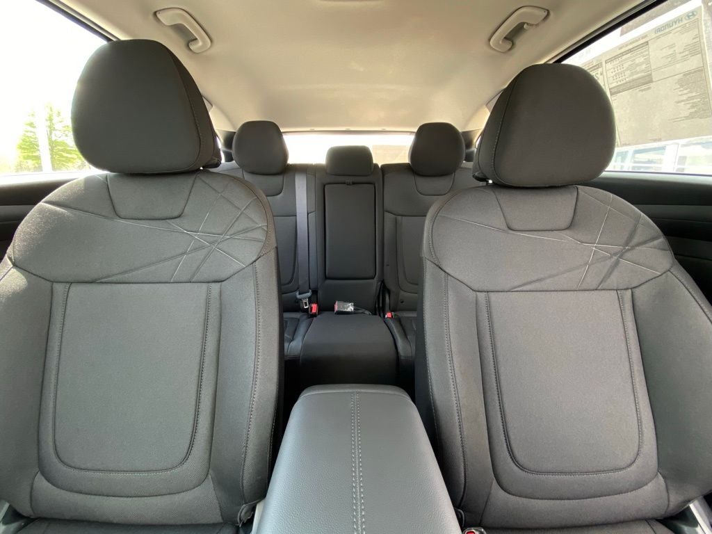 2026 Hyundai TUCSON SE FWD