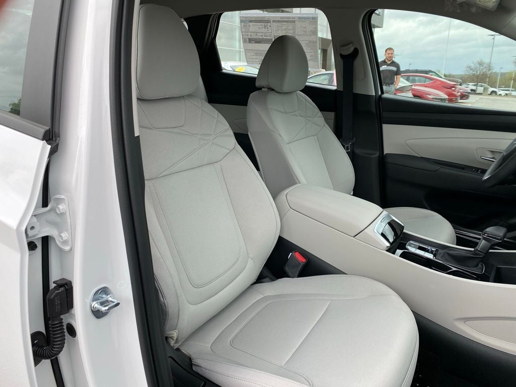 2026 Hyundai TUCSON SE AWD