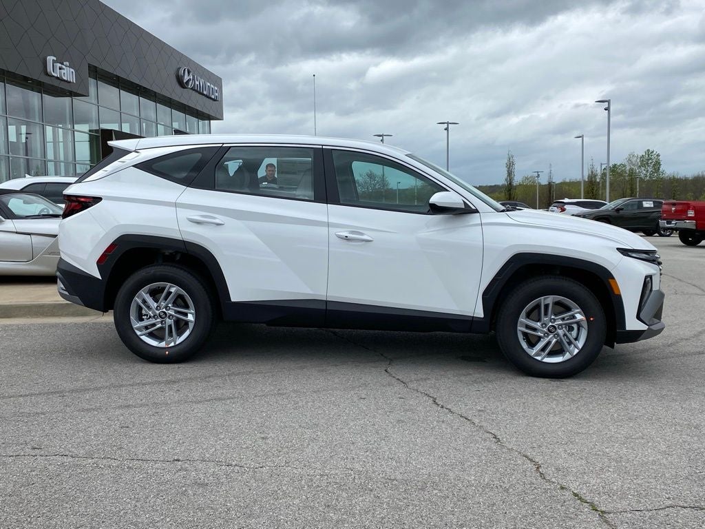 2026 Hyundai TUCSON SE AWD