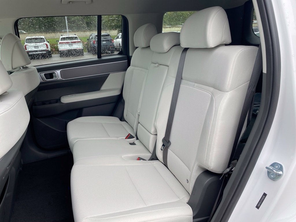 2027 Hyundai SANTA FE HYBRID SE
