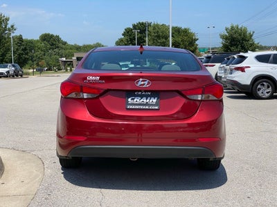 2015 Hyundai ELANTRA SE