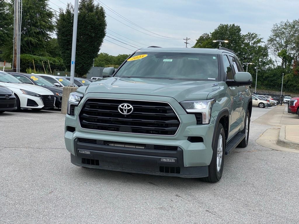 2025 Toyota Sequoia SR5