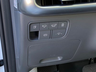 2026 Hyundai IONIQ 9 SEL LOCAL TRADE 1 OWNER