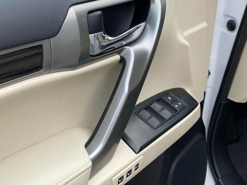 2023 Lexus GX 460