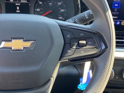 2025 Chevrolet Trax LS