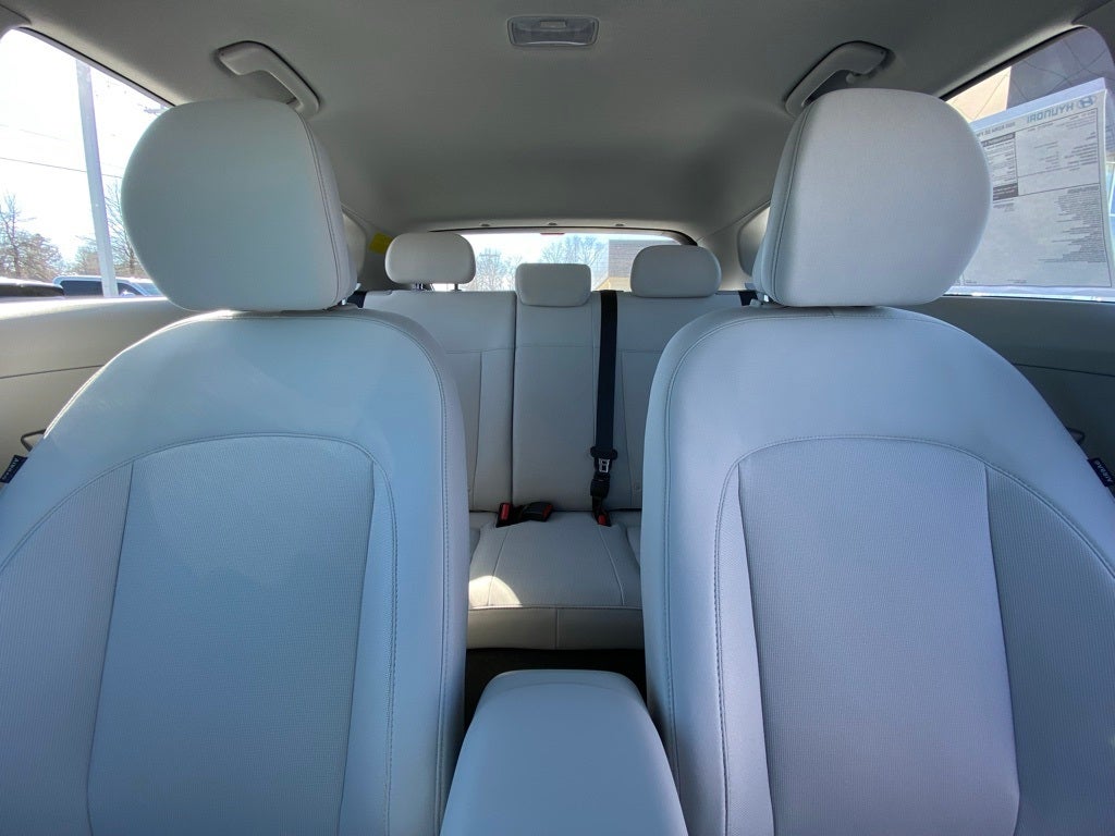 2026 Hyundai KONA SE FWD