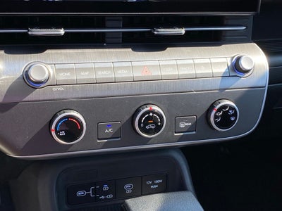 2027 Hyundai KONA SE FWD