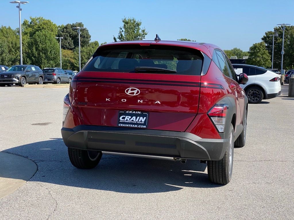 2027 Hyundai KONA SE FWD
