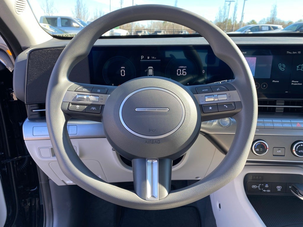 2026 Hyundai KONA SE FWD