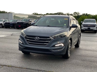 2016 Hyundai TUCSON SE