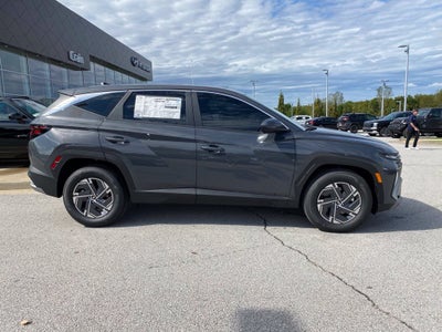 2026 Hyundai TUCSON HYBRID SE