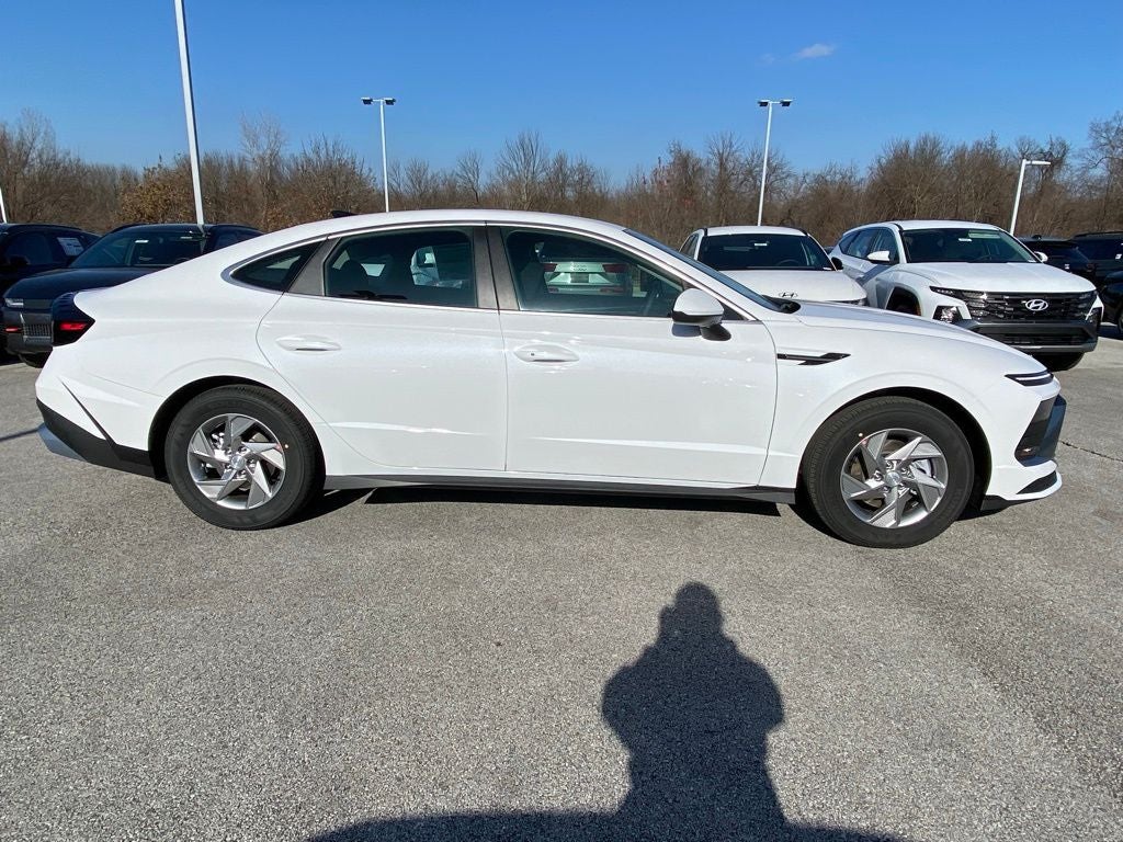 2026 Hyundai SONATA SE