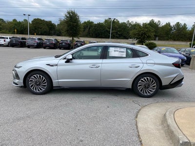 2026 Hyundai SONATA HYBRID SEL