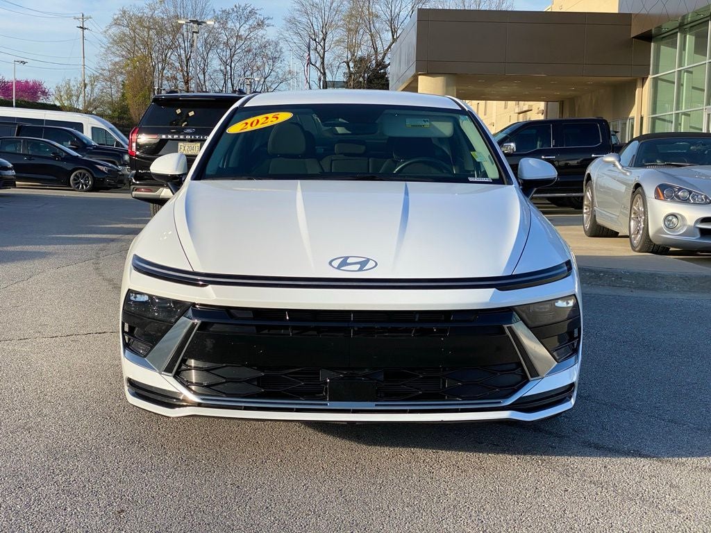 2025 Hyundai SONATA HYBRID SEL