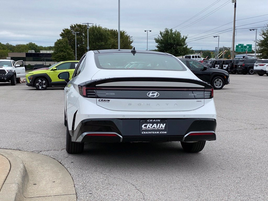 2026 Hyundai SONATA HYBRID Limited