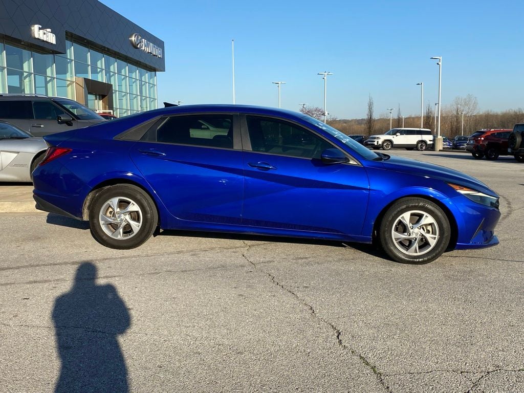 2021 Hyundai ELANTRA SE