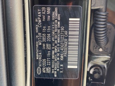 2026 Hyundai ELANTRA SE