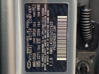 2026 Hyundai ELANTRA SE