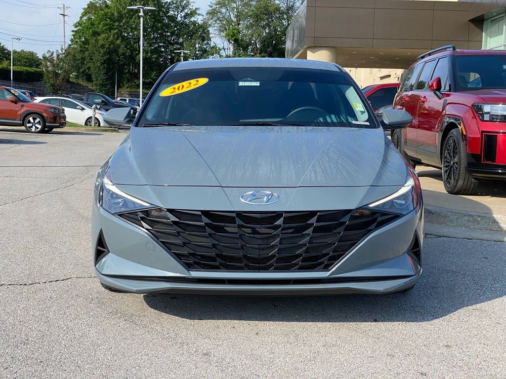 2022 Hyundai ELANTRA SEL